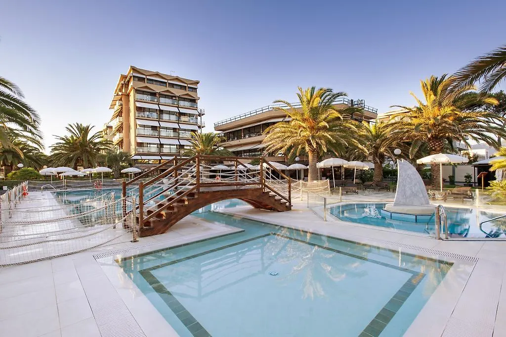 Hotel Caesar Residence & Spa-1