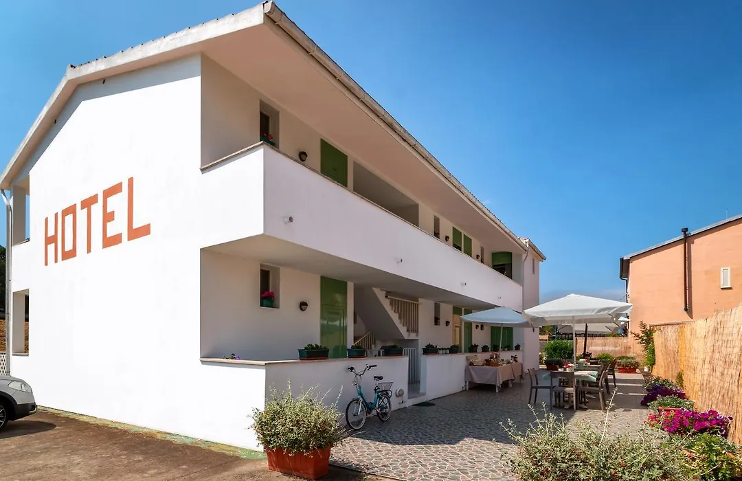 Mini Hotel-1