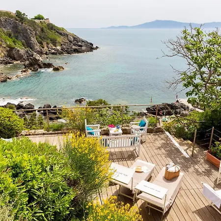Hotel Capo D'Uomo-3