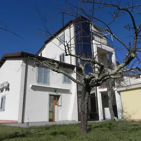 Affittacamere Borgo degli Artisti boutique rooms-3