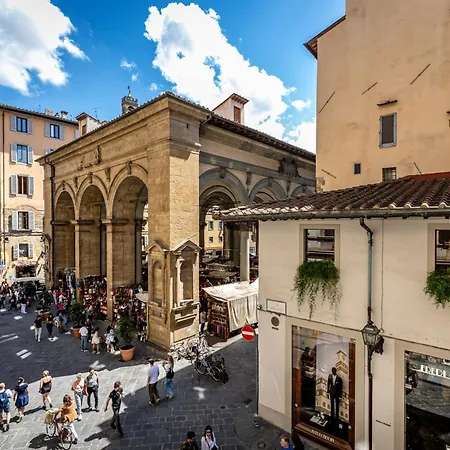 La Loggia Del Porcellino-2