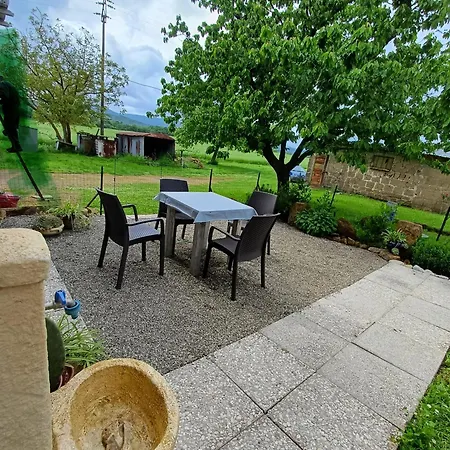 La cascina della grotta di tufo-3