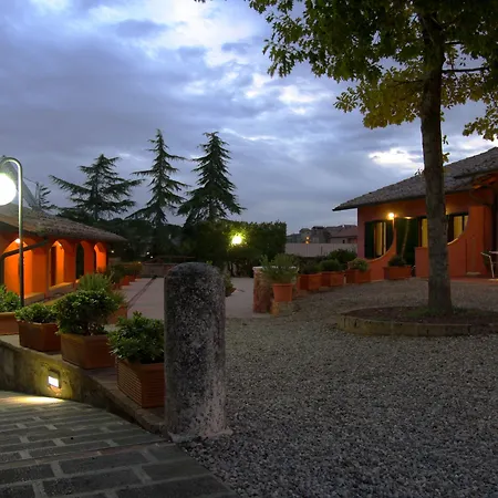 Casanova - Wellness Center La Grotta Etrusca-3