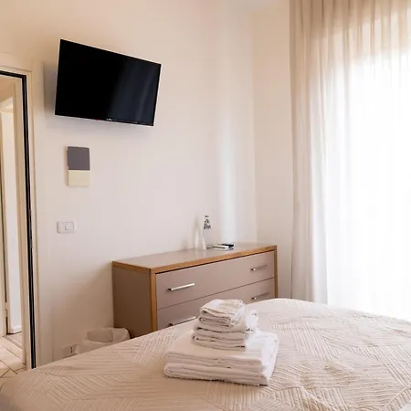 Hotel Mirella-3