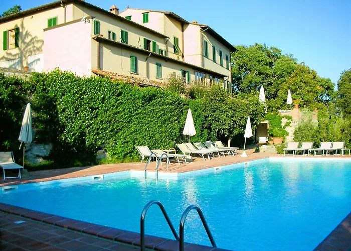 Luxury Hotels in Castellina in Chianti near Tumulo di Montecalvario