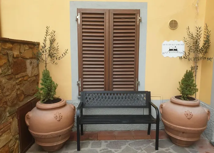 Rent Room Iacopo Capannori