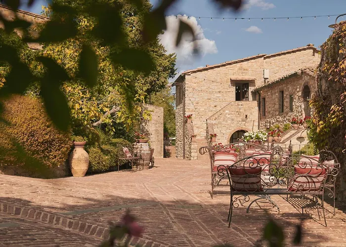Hotel Il Borgo di Vescine Radda In Chianti