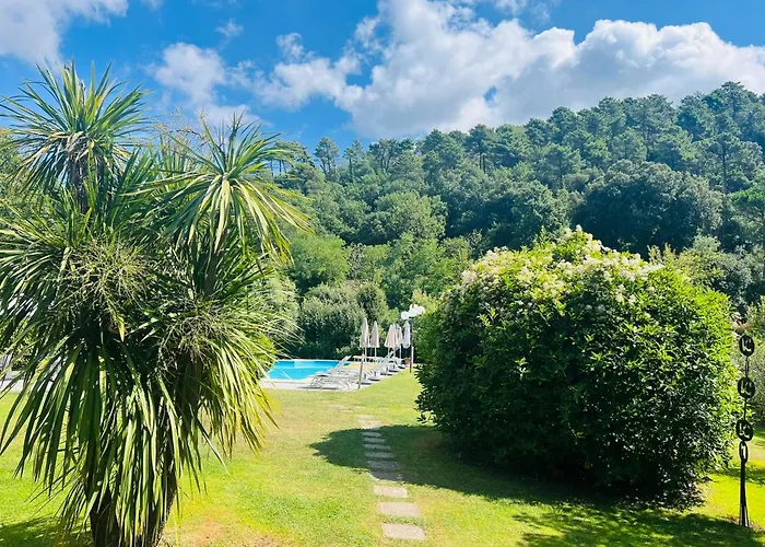 Hotel Monti San Baronto