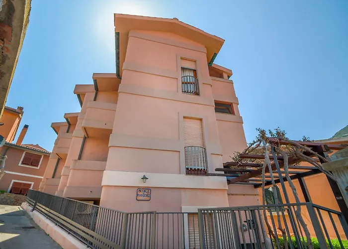 Hotel Da Ruggero - 100m dal Porto Giglio Porto
