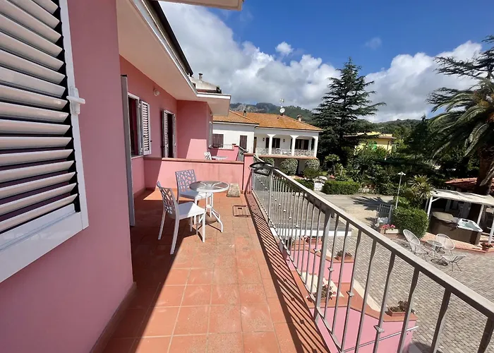 Hotel Villa Rosa