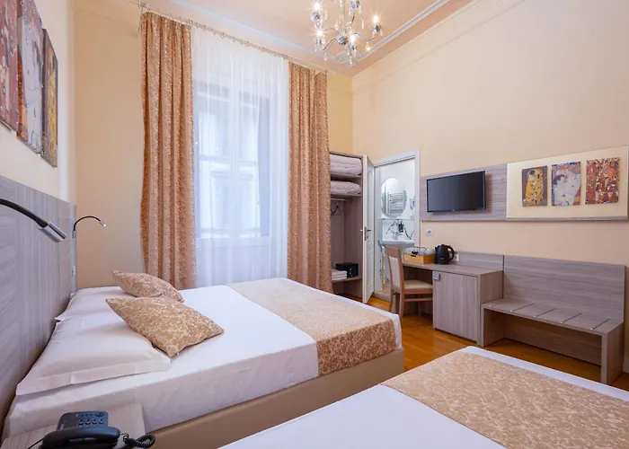 Lilium Hotel