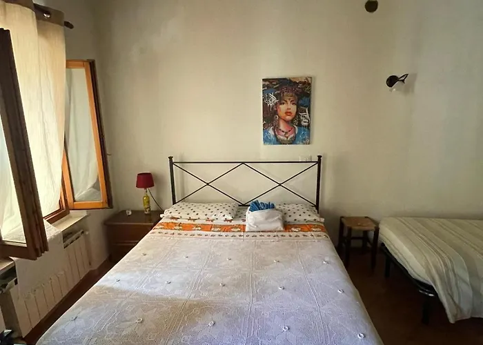 Bed and Breakfast La Strega Ubriaca Colle Val D'Elsa