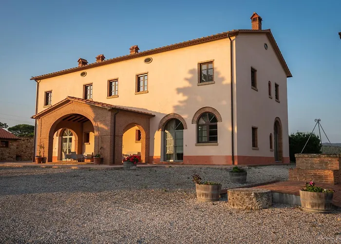 Agriturismo Tenuta Pakravan Papi Riparbella