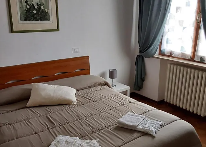 Hotel La Casa di Enrico San Quirico dʼOrcia
