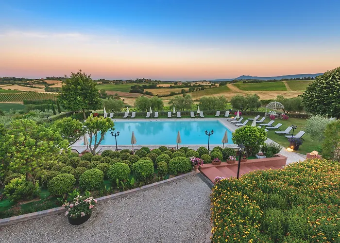 Borgo Tre Rose Hotel Valiano