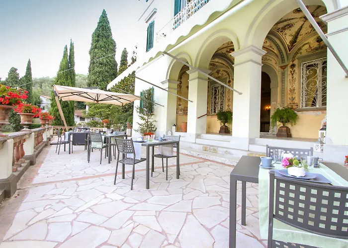 Villa Alta - Residenza d'epoca con piscina San Giuliano Terme