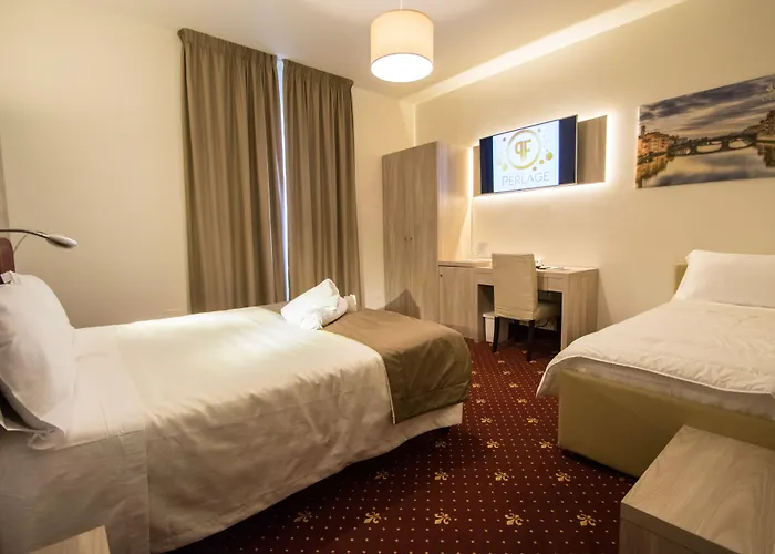 Hotel Perlage Florence -With Private Parking & Fast Wifi Scandicci