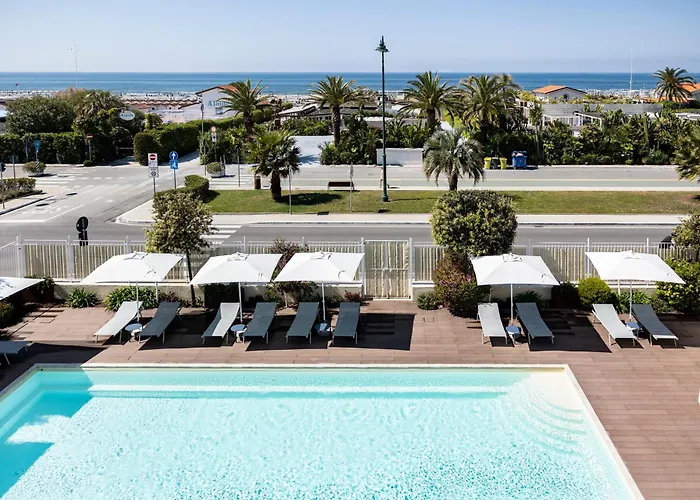 Grand Hotel