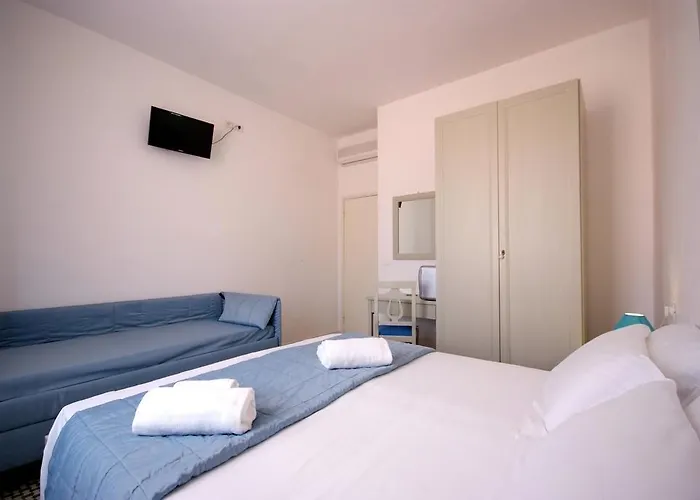 Albergo Dei 10 Colori Procchio 