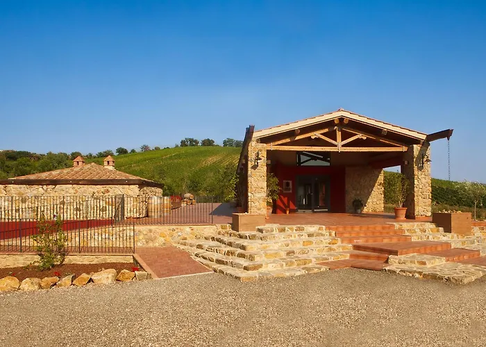 Agriturismo & Cantina Tenuta Casteani Ribolla
