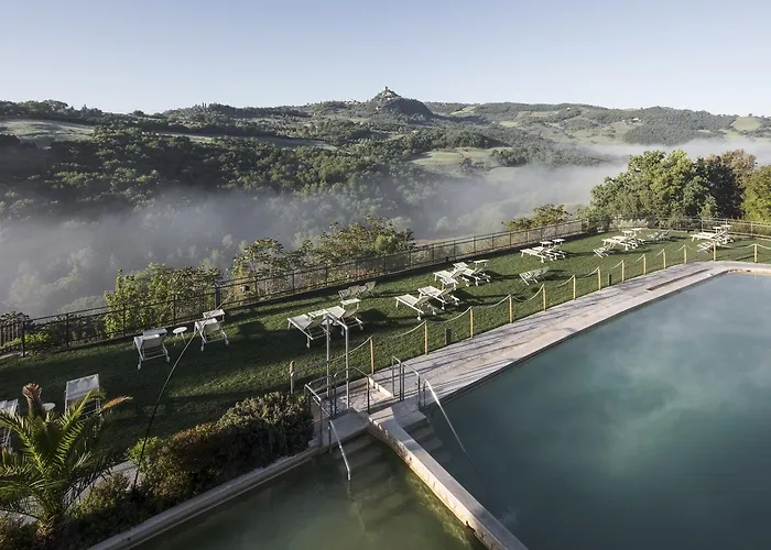 Bagno Vignoni Hotels With Pool